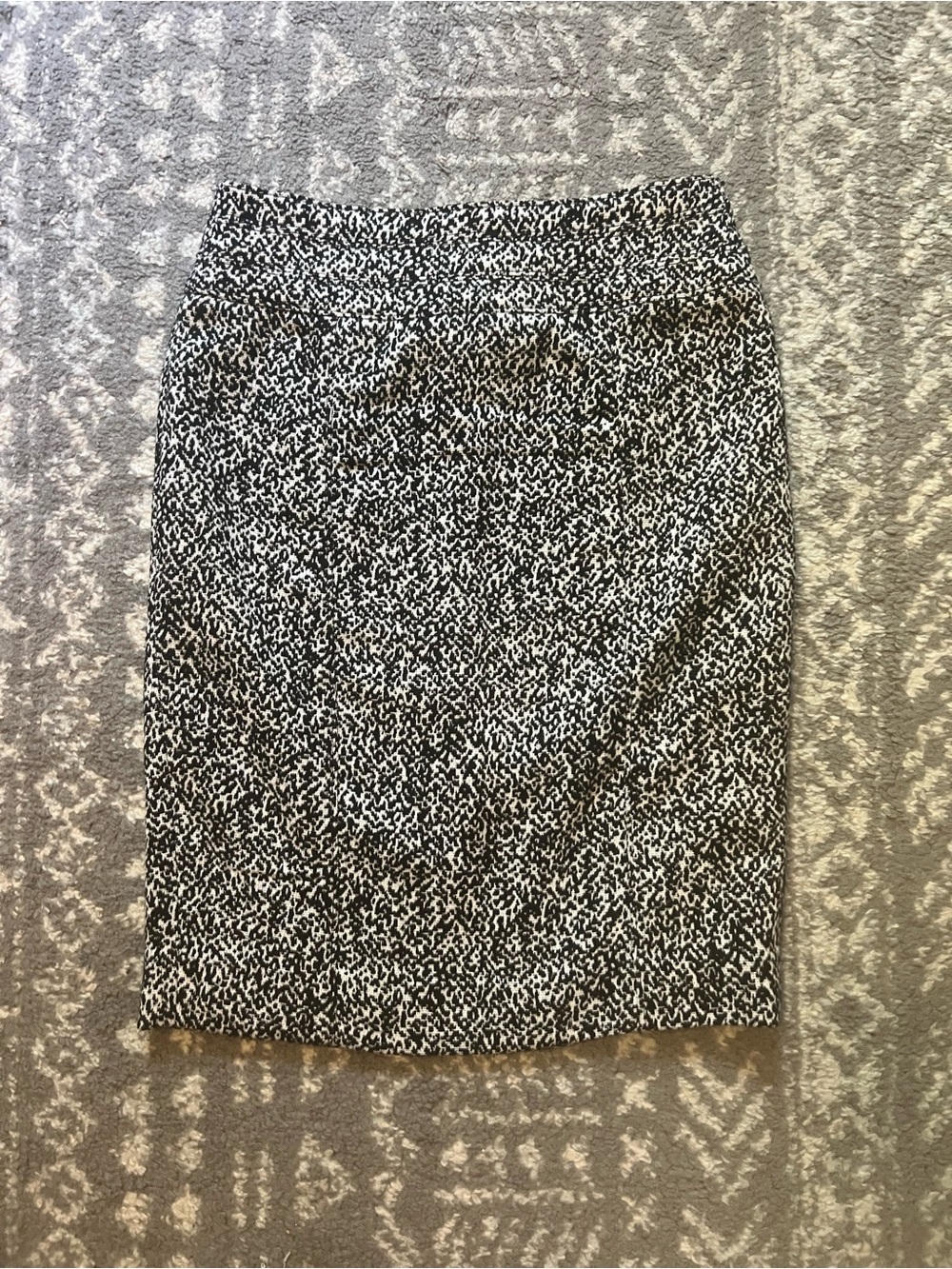 White House Black Printed Pencil Skirt size 10 (Y100)